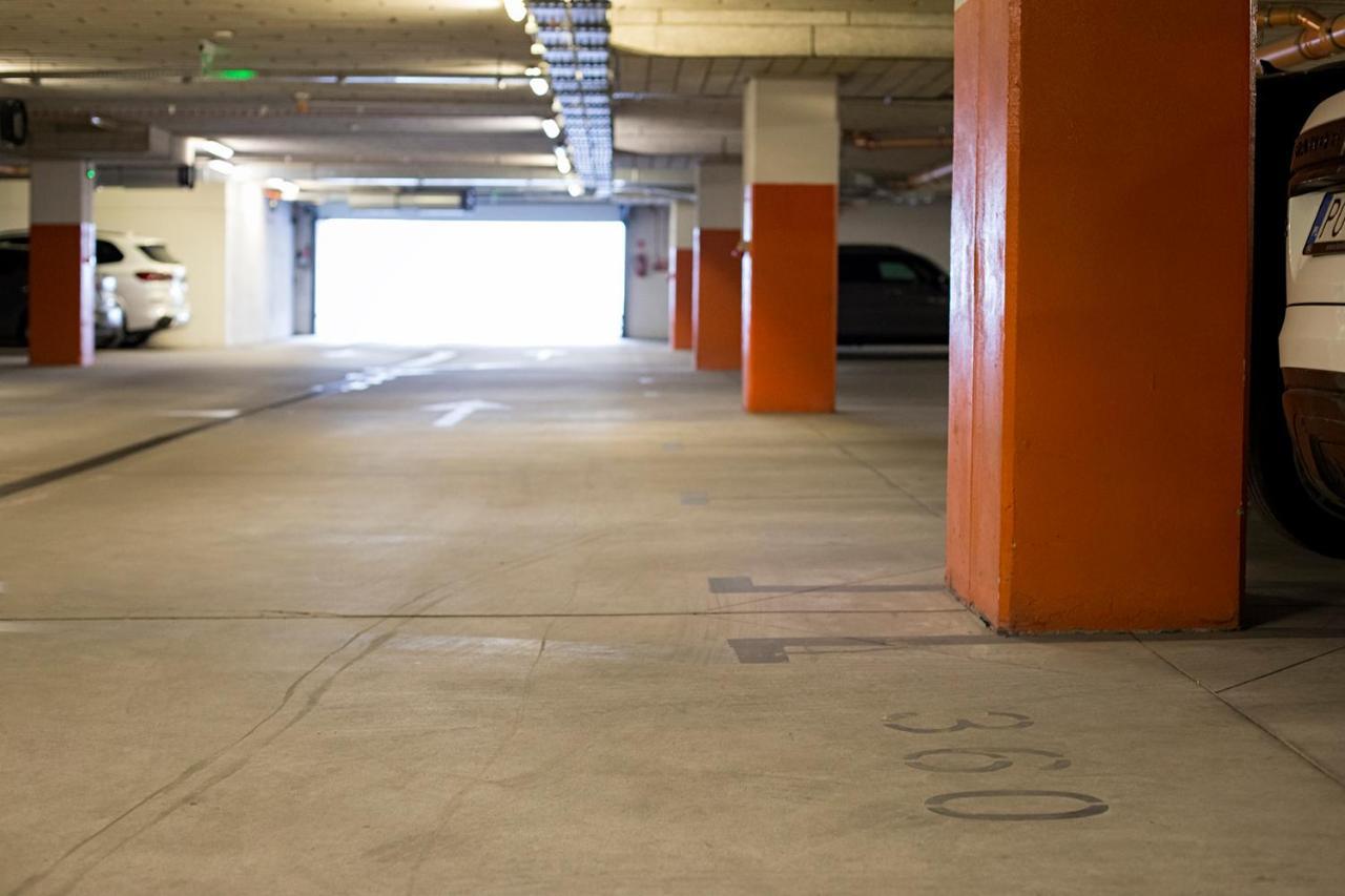 Millo Apartament Parking By Impero 波兹南 外观 照片
